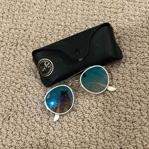 Circle lens raybans